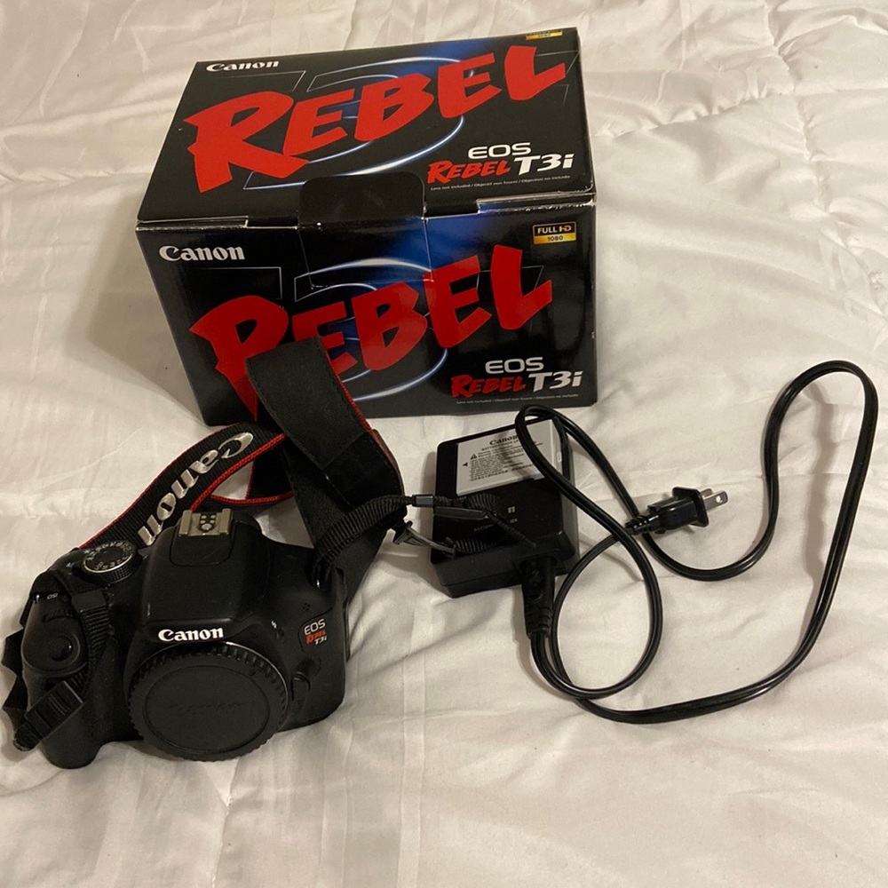 Rebel T3i Canon Camera